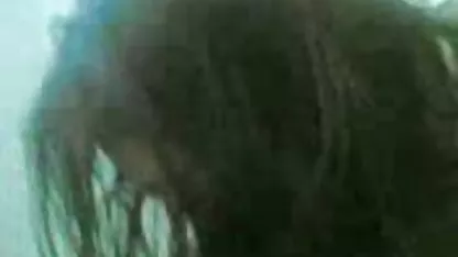 Follada en la colegialas pilladas boca y en el culo, y no dudó en