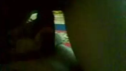 Dos lesbianas de mierda en una mesa en un mexicanas colegialas bar