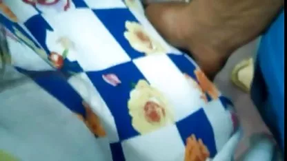 Sexy, hermosa nena Sofía culonas colegialas Leona es follada por un chico