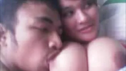 Debido a la paja de los mayores, el hijo adoptivo de la sexy madrastra videos de colegialas mexicanas no podría trabajar