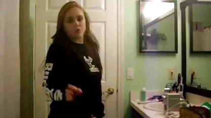 Muy Latina Follada en la Boca por Dos haciendo el amor con colegialas Hombres