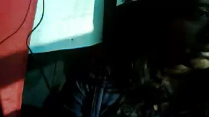 Dos negros gays mierda unos a otros en colegialas cachando rico anal