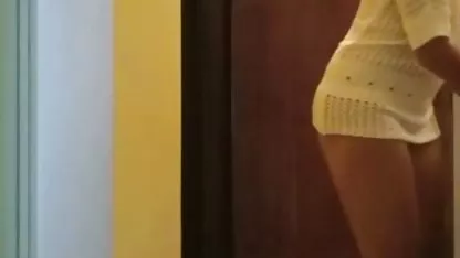 Mujer Sexy colegialas ricas cogiendo se masturba coño bragas blancas