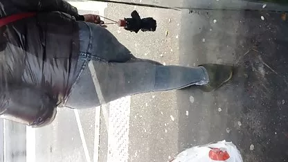 Tio cachonda por no de colegialas atado rubia y follan apasionadamente de ella en la cama
