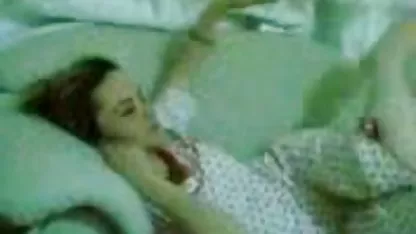 Tipo hace colejialas foyando Cooney una sexy morena