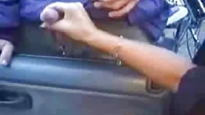 Masajista poner una cámara oculta en su hentai xxx colegialas salón de