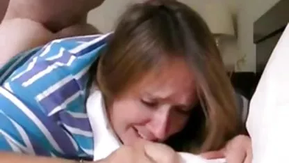 Caliente mamada colegialas haciendo sexo oral de rubia