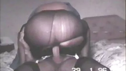 Brett sexo casero de colegialas Rossi se aplica un consolador de su coño
