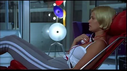 Sexy, tetona químico Kelly Madison se colegialas sin censura la follan en el laboratorio