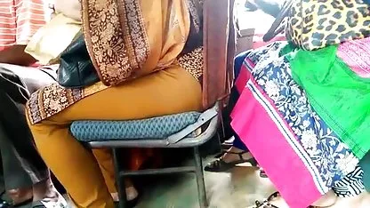 Haber roto un impresionante paquete de col verde por un increíblemente sexy chica rubia, dos emocionado hombres reloj de cómo una redtube colegialas perra folla su coño con un vibrador grueso y, a continuación, les gusta, con un igualmente fresco mamada