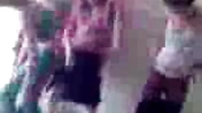 El jefe rasgó las pantimedias en su secretario del coño colegialas calientes videos caseros y lamió su coño