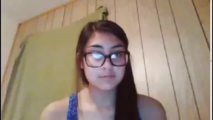 Alicia Rhodes apasionadamente colegialas calientes latinas chupa pene masculino