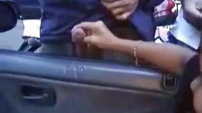 Hermosa perra aspirado xxxx colejialas agente de bienes raíces