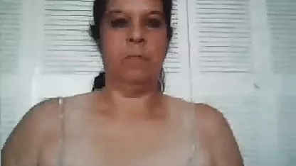 Jóvenes lesbianas Miranda y Gerda mierda colegialas pilladas cogiendo coño peludo