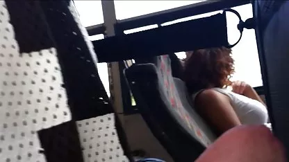Culo Sexy chick es peludas colegialas follada por un bonito mobiliario de coleccionista