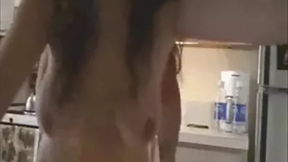Tres tetona rubia lesbianas lamer el xxx colegialas masturbandose ano y el coño afeitado