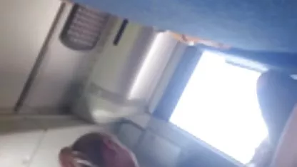 Perra con una gran tapa colegiala rubia xxx y poco culo está listo para el sexo anal